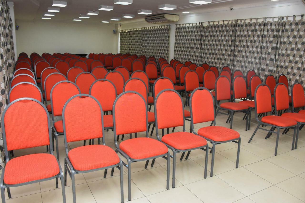 Larison Hoteis - Porto Velho ภายนอก รูปภาพ